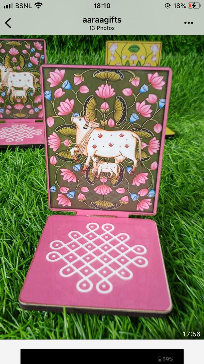 Pichwai Cow Mobile Stand